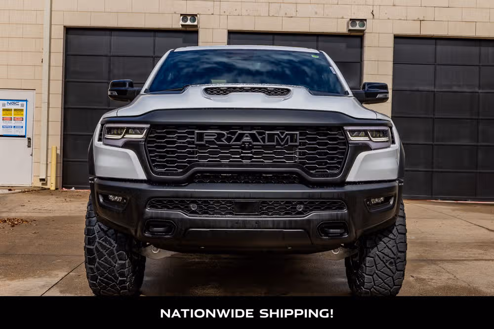 2025 Ram 1500 RHO Crew Cab Image 4