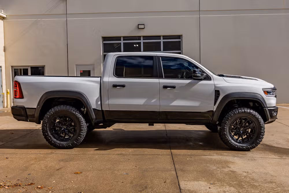 2025 Ram 1500 RHO Crew Cab Image 11