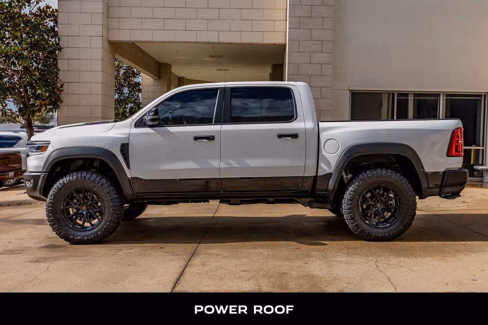2025 Ram 1500 RHO Crew Cab Image 6