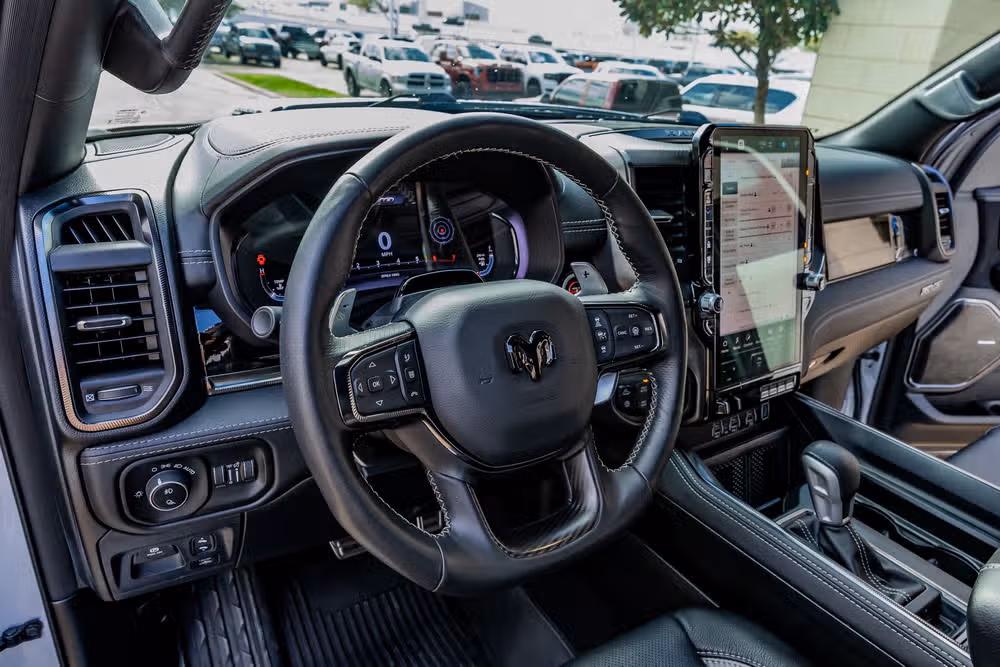 2025 Ram 1500 RHO Crew Cab Image 16