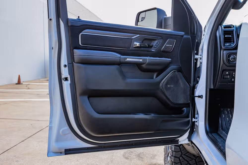 2025 Ram 1500 RHO Crew Cab Image 34