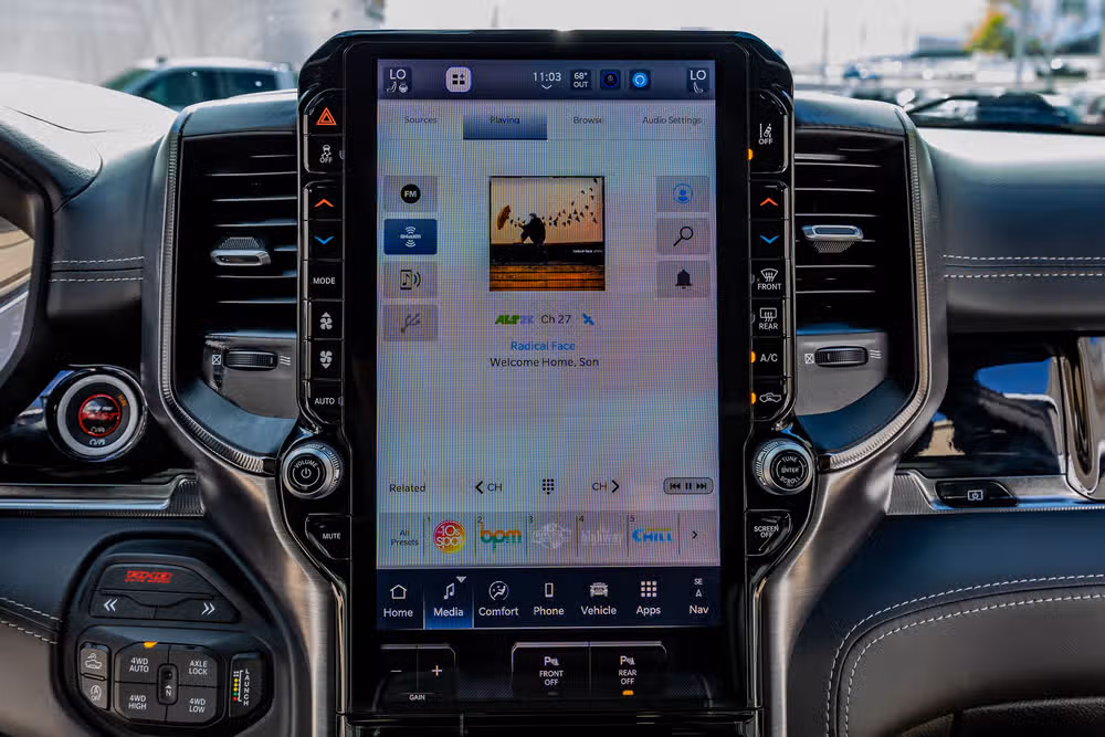2025 Ram 1500 RHO Crew Cab Image 24