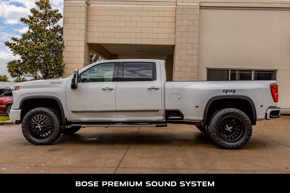 2024 Chevrolet Silverado 3500HD High Country Crew Cab Image 6