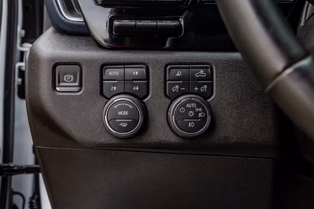 2024 Chevrolet Silverado 3500HD High Country Crew Cab Image 22