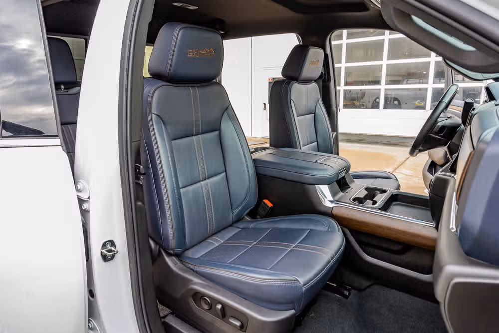 2024 Chevrolet Silverado 3500HD High Country Crew Cab Image 29