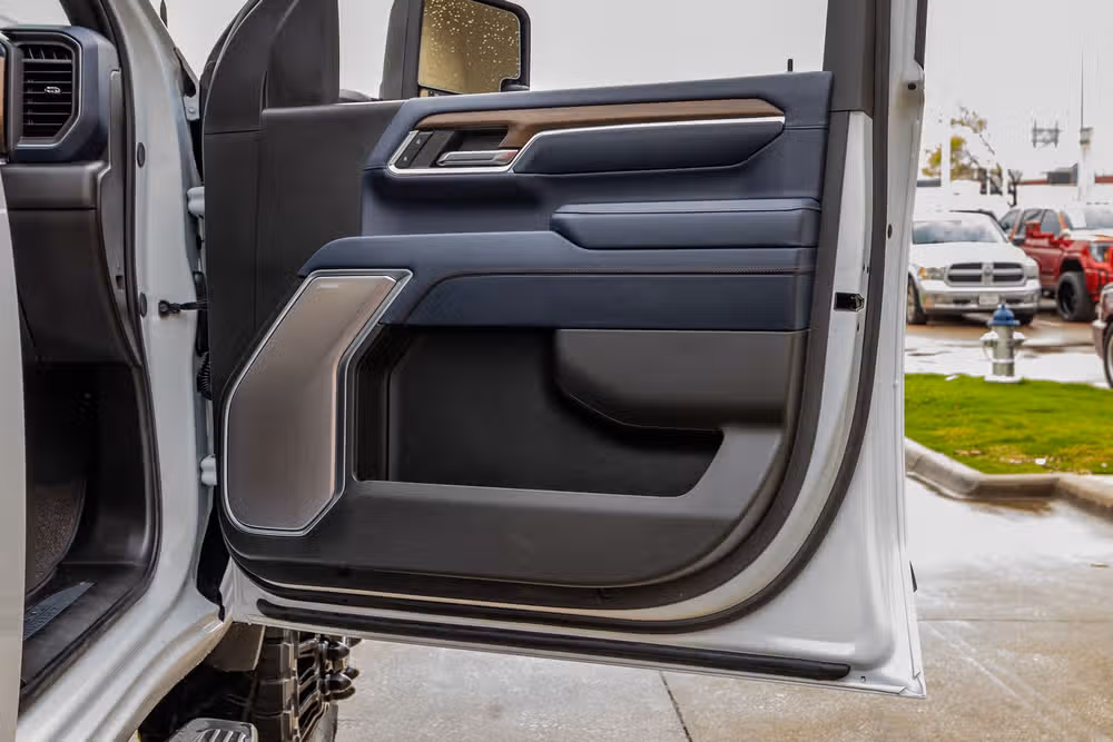 2024 Chevrolet Silverado 3500HD High Country Crew Cab Image 35