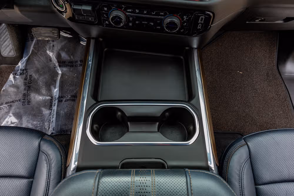 2024 Chevrolet Silverado 3500HD High Country Crew Cab Image 27