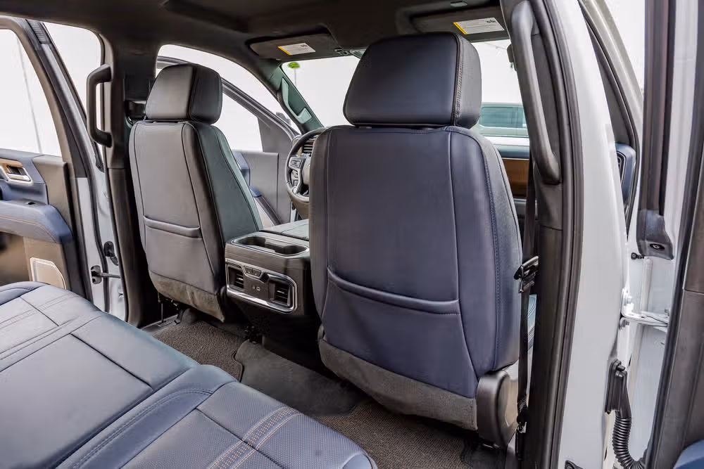 2024 Chevrolet Silverado 3500HD High Country Crew Cab Image 30