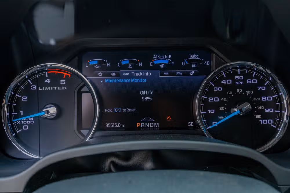 2022 Ford F-450 Super Duty Limited Crew Cab Image 20