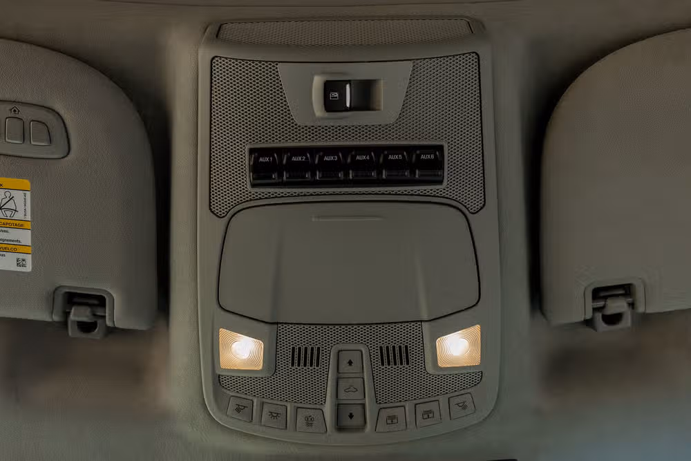 2022 Ford F-450 Super Duty Limited Crew Cab Image 29