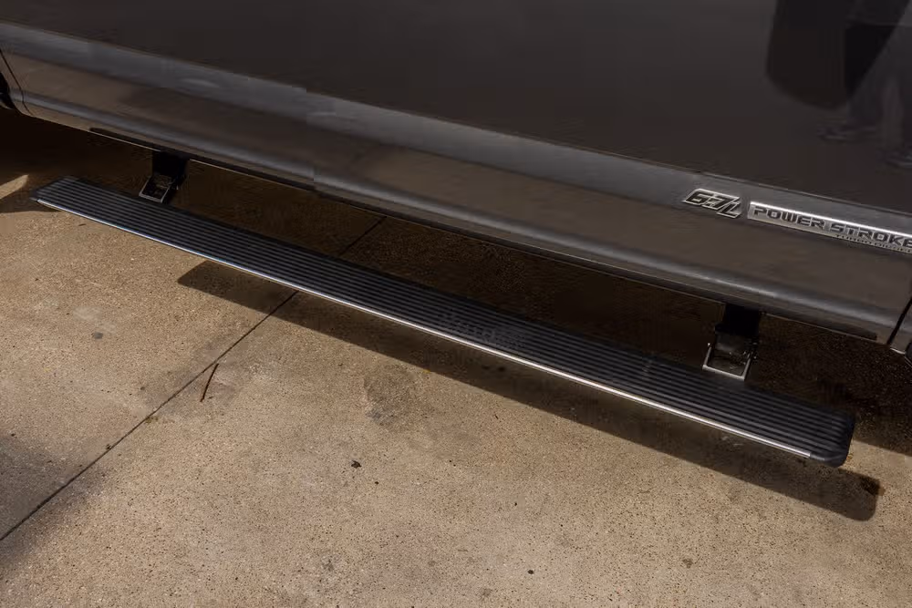 2022 Ford F-450 Super Duty Limited Crew Cab Image 13