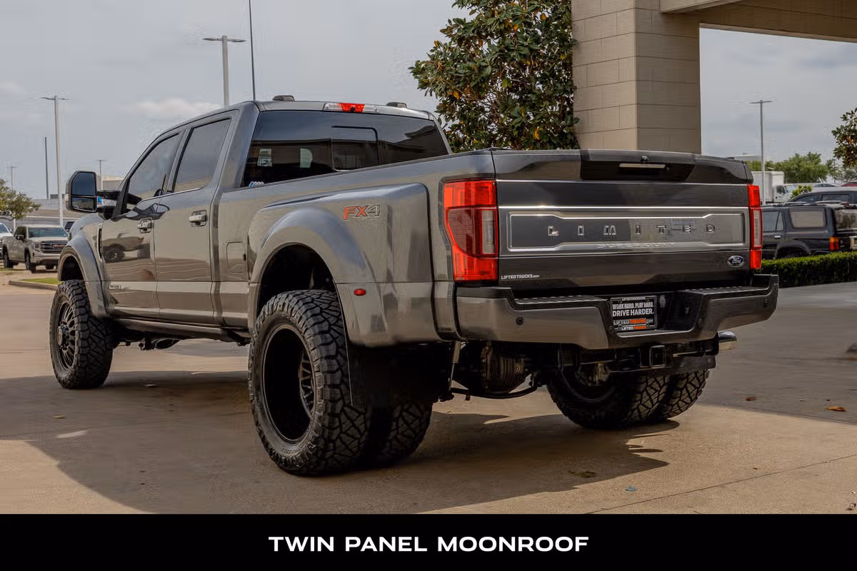 2022 Ford F-450 Super Duty Limited Crew Cab