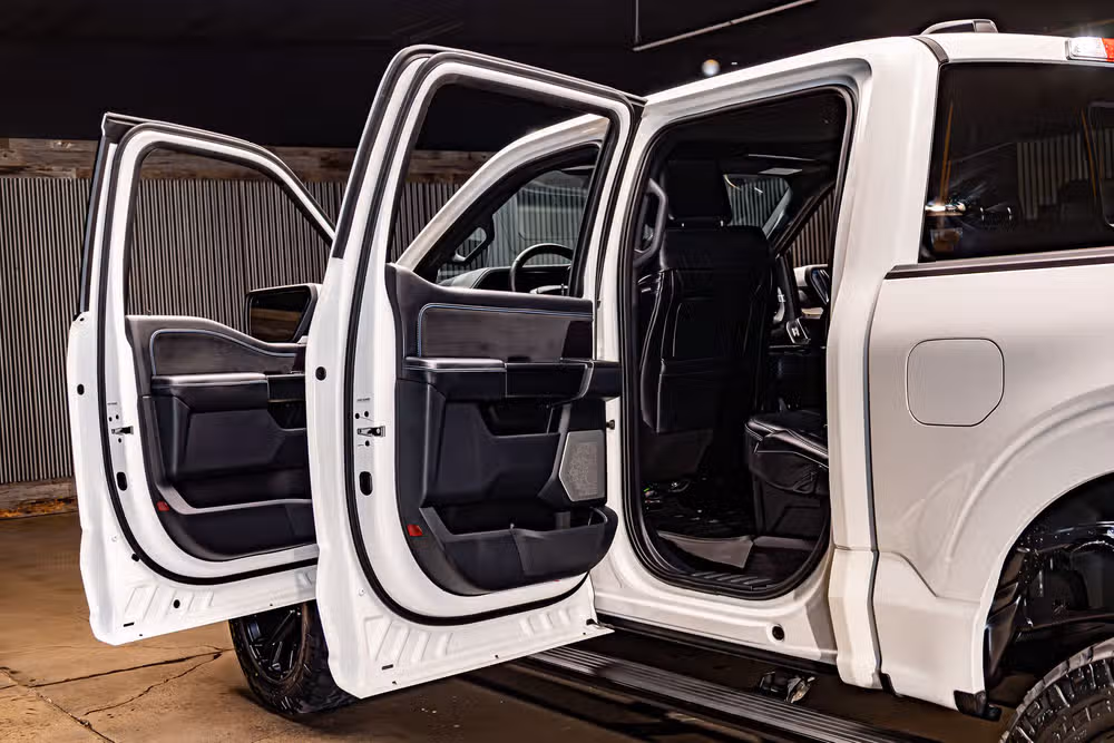 2024 Ford F-150 Platinum SuperCrew Image 29