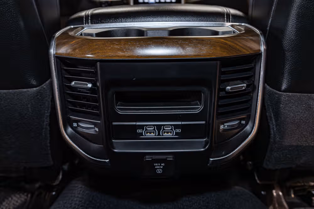 2023 Ram 2500 Laramie Crew Cab Image 23