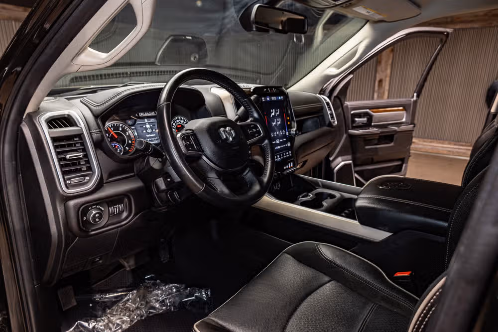 2023 Ram 2500 Laramie Crew Cab Image 13