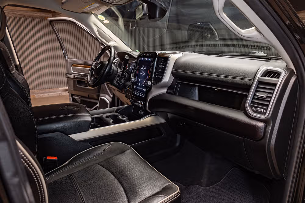 2023 Ram 2500 Laramie Crew Cab Image 14