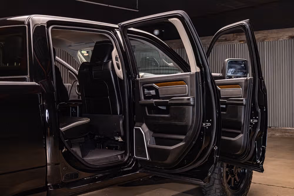 2023 Ram 2500 Laramie Crew Cab Image 30