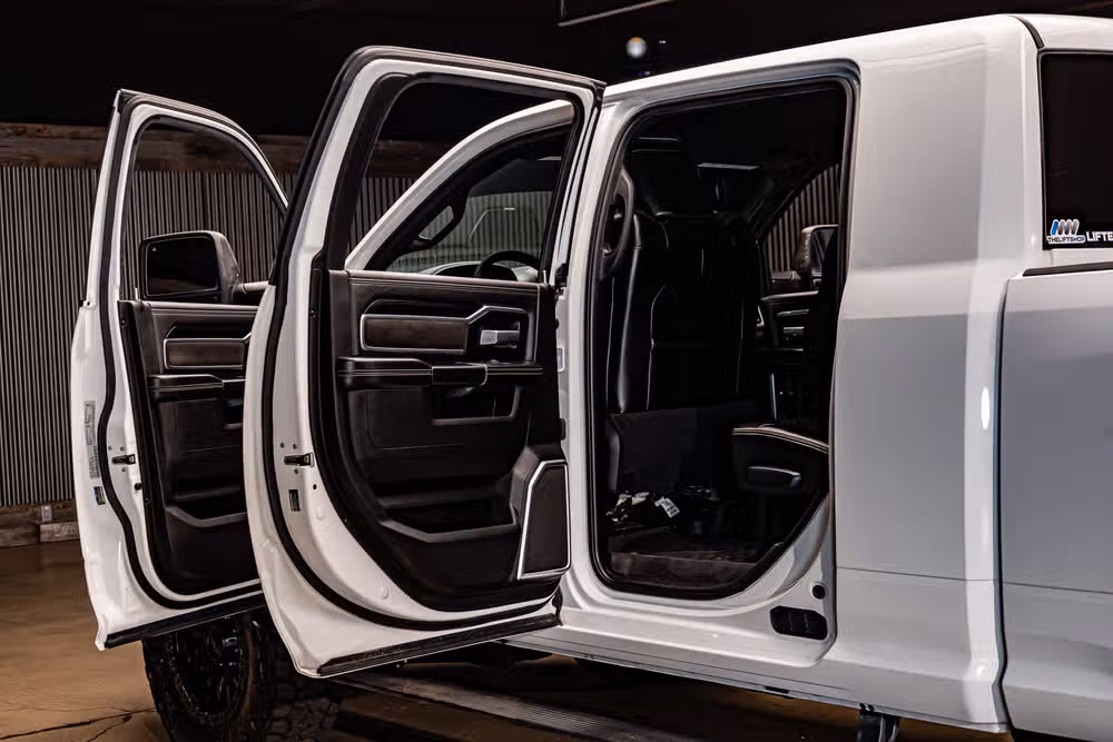 2023 Ram 2500 Laramie Mega Cab Image 28