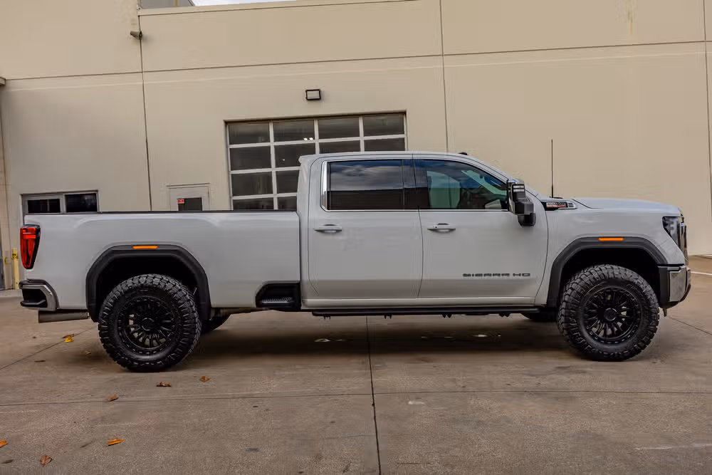 2024 GMC Sierra 3500HD SLE Crew Cab Image 11