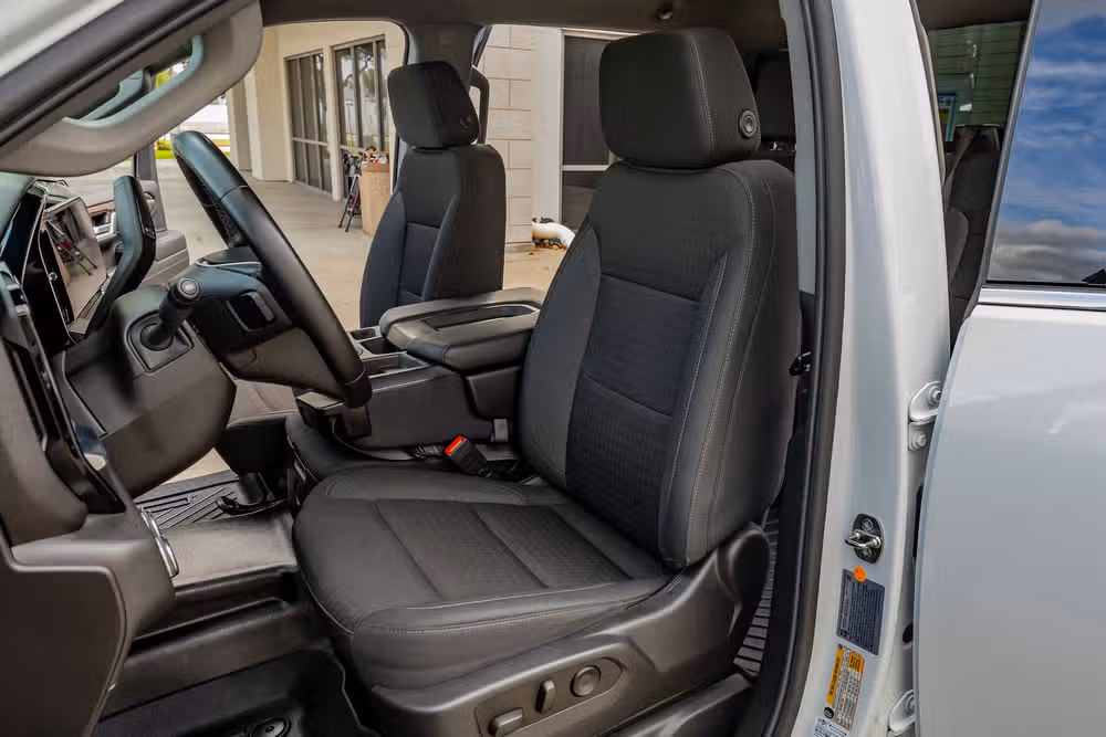 2024 GMC Sierra 3500HD SLE Crew Cab Image 30