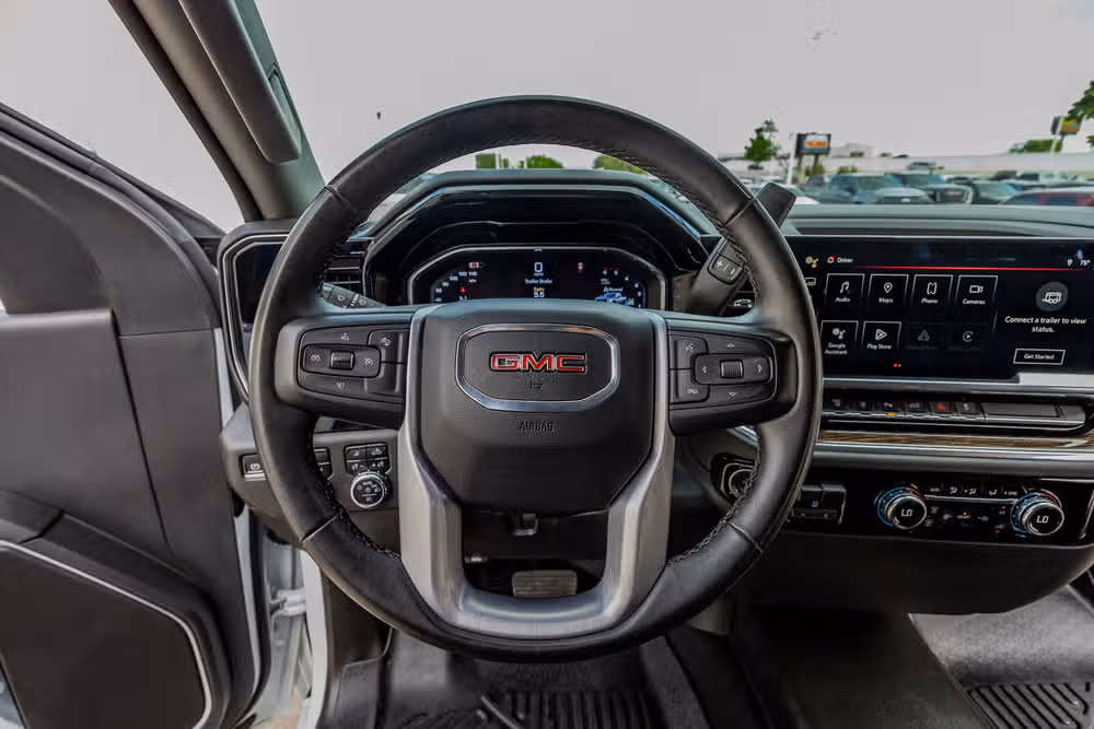 2024 GMC Sierra 3500HD SLE Crew Cab Image 19
