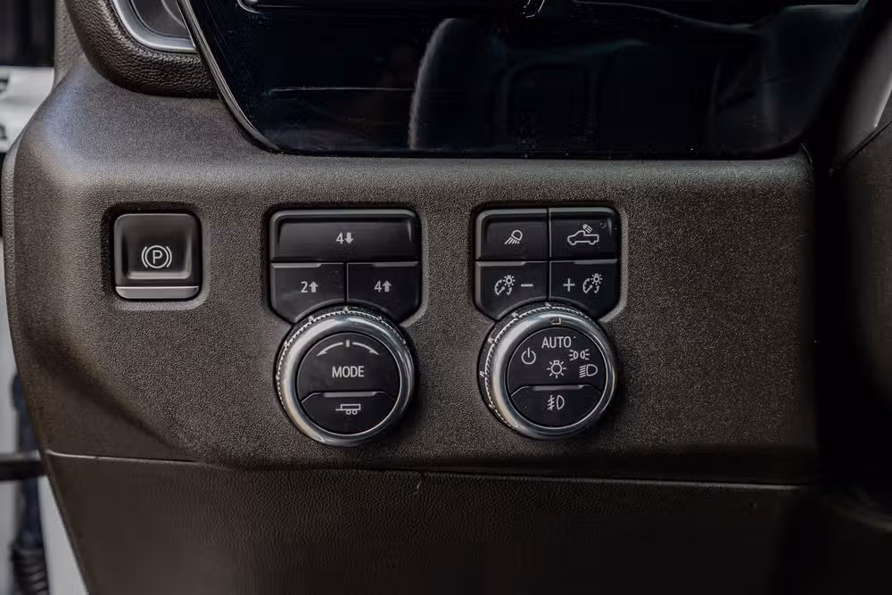 2024 GMC Sierra 3500HD SLE Crew Cab Image 22