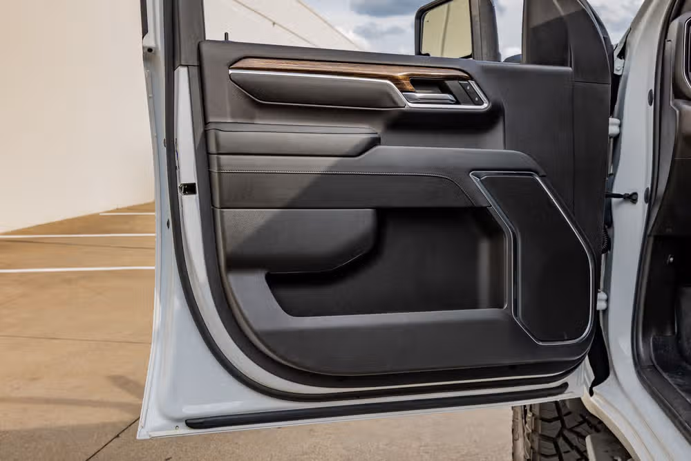 2024 GMC Sierra 3500HD SLE Crew Cab Image 36