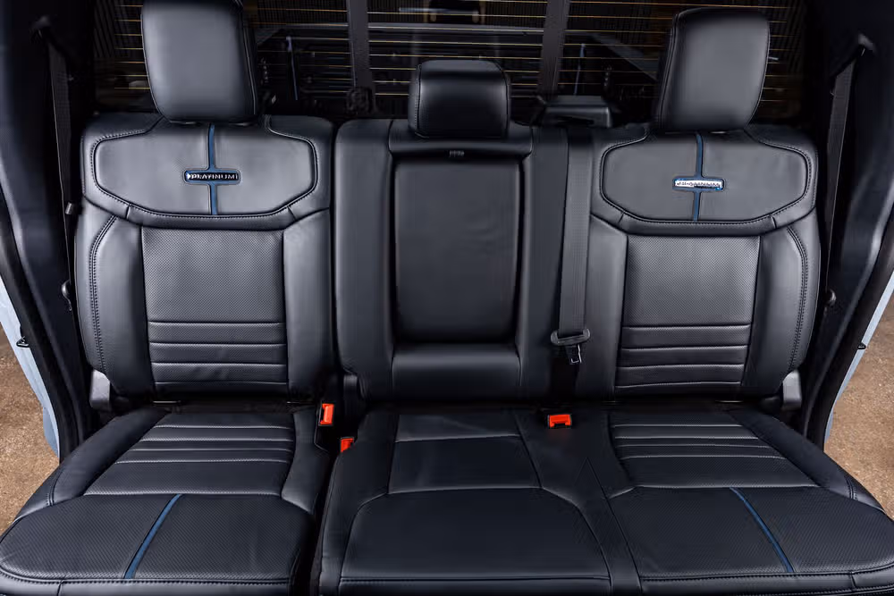 2026 Ford F-250 Super Duty Platinum Crew Cab Image 35
