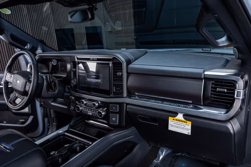 2026 Ford F-250 Super Duty Platinum Crew Cab Image 18
