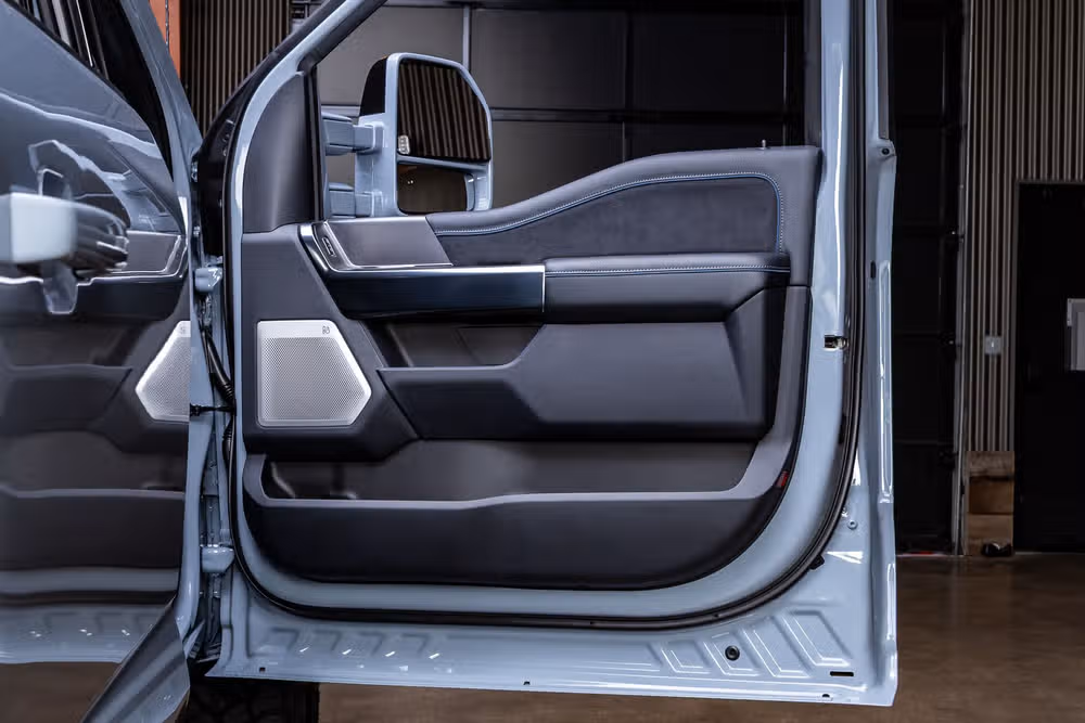 2026 Ford F-250 Super Duty Platinum Crew Cab Image 37