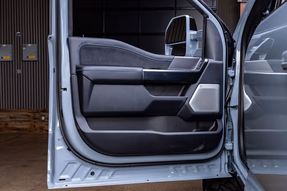 2026 Ford F-250 Super Duty Platinum Crew Cab Image 36