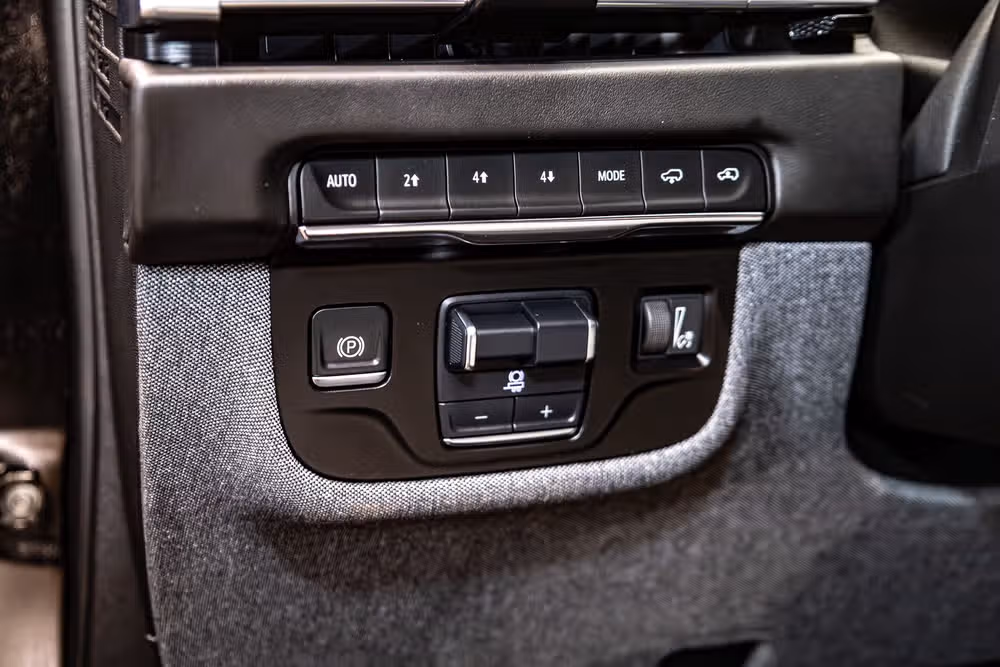 2025 Cadillac Escalade Sport Platinum Image 17