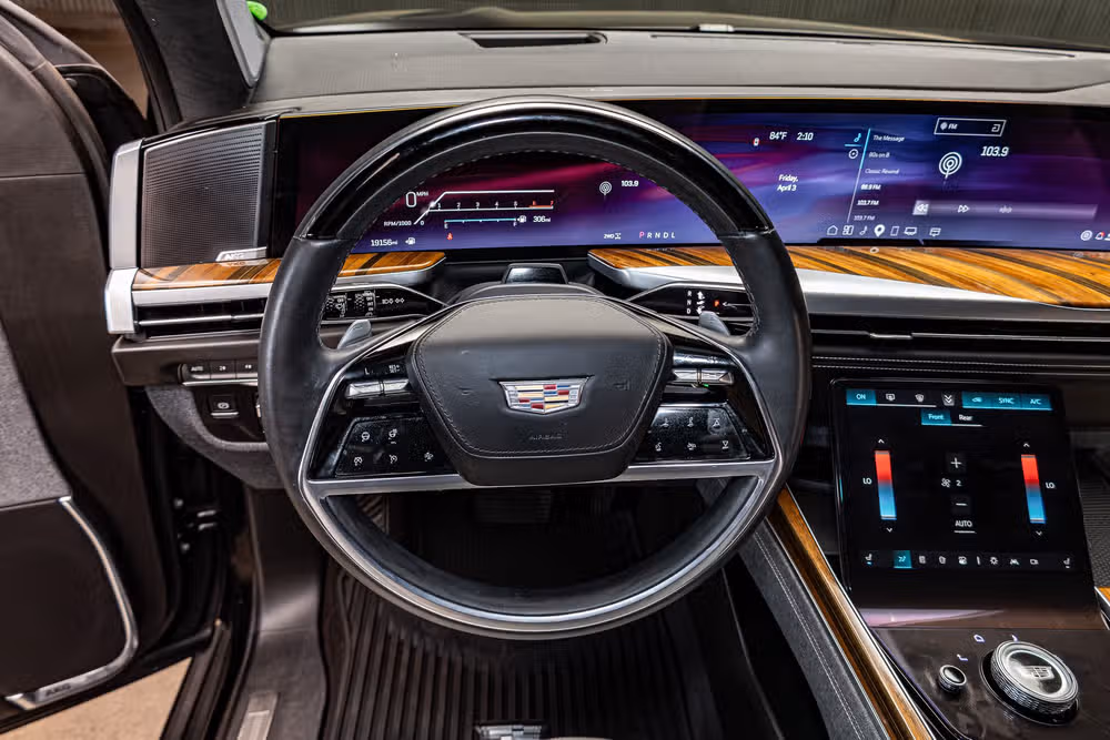 2025 Cadillac Escalade Sport Platinum Image 16