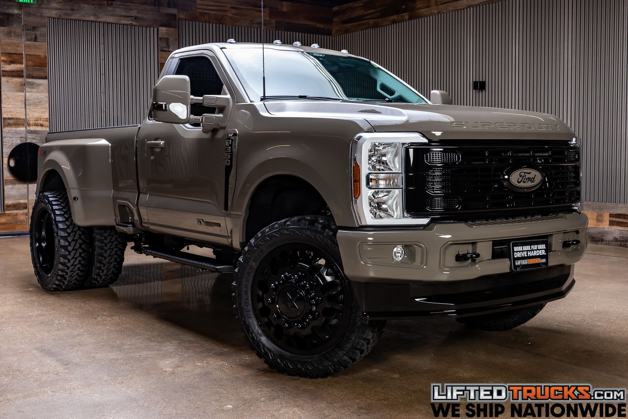 Marsh Gray 2026 Ford F-350 Super Duty Pickup Truck Four-Wheel Drive Automatic