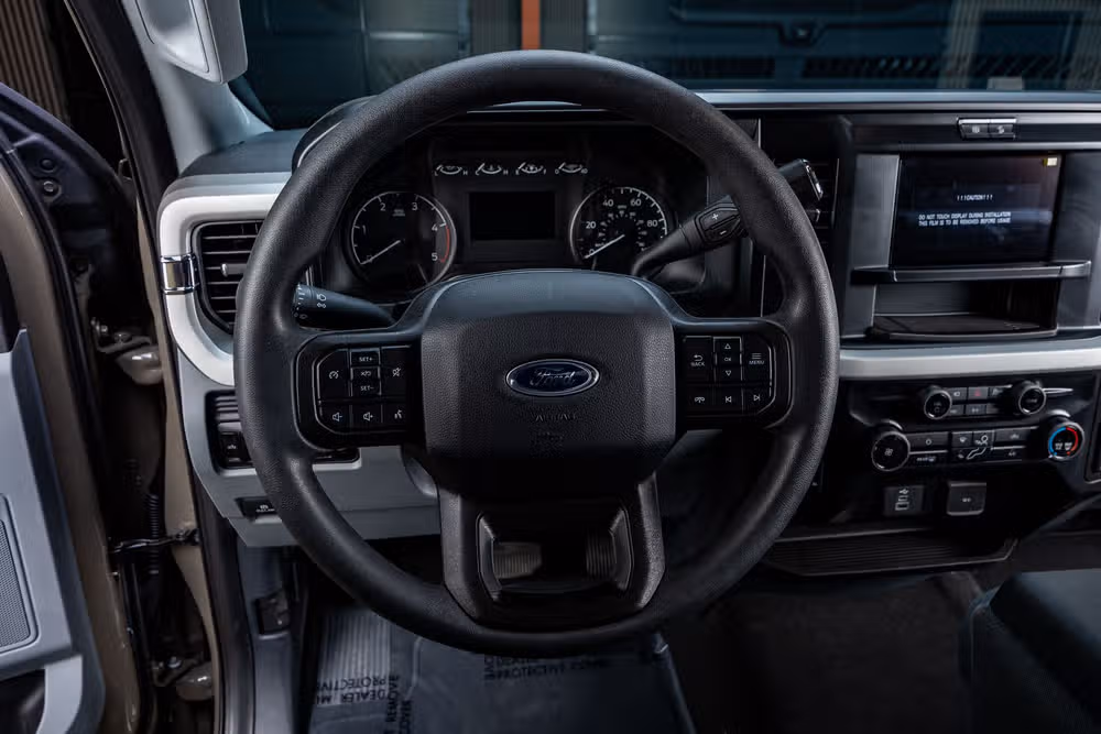 2026 Ford F-350 Super Duty XLT Regular Cab Image 19