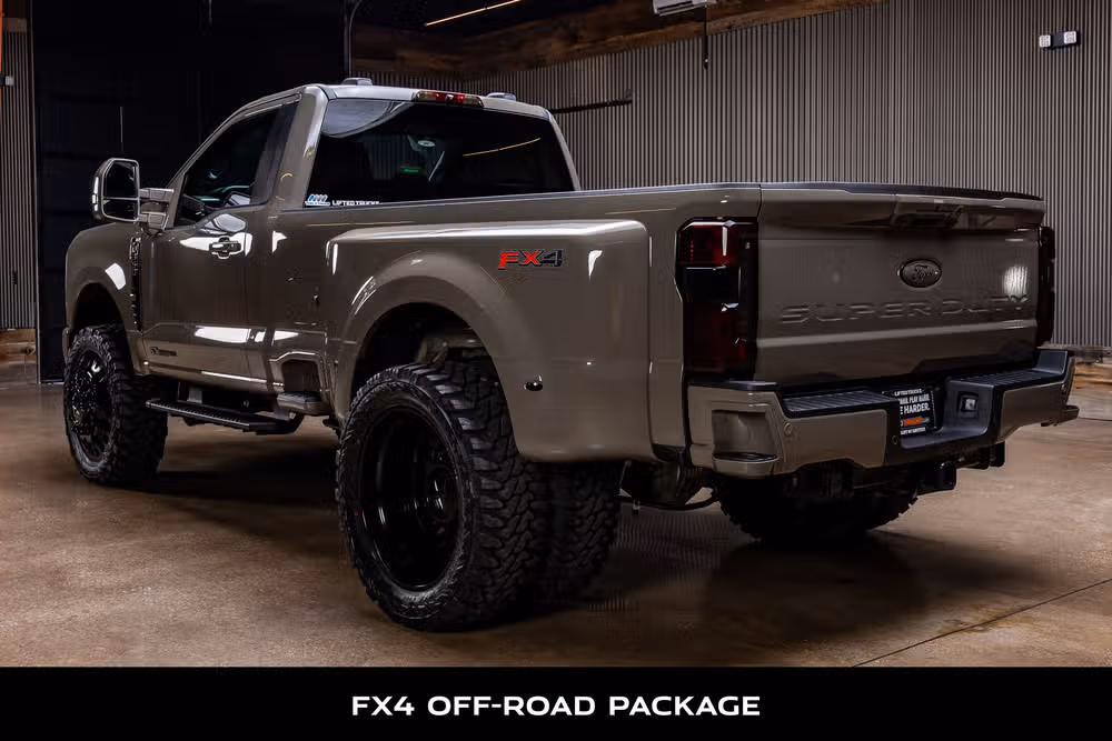 2026 Ford F-350 Super Duty XLT Regular Cab Image 7