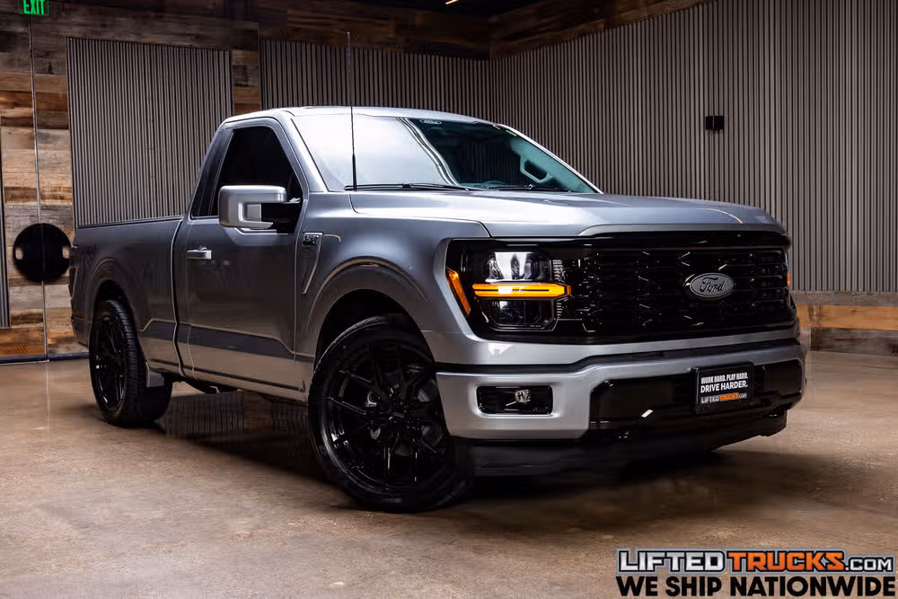 2026 Ford F-150 XL Regular Cab Image 1