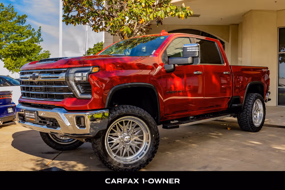 2024 Chevrolet Silverado 2500HD LTZ Crew Cab Image 5