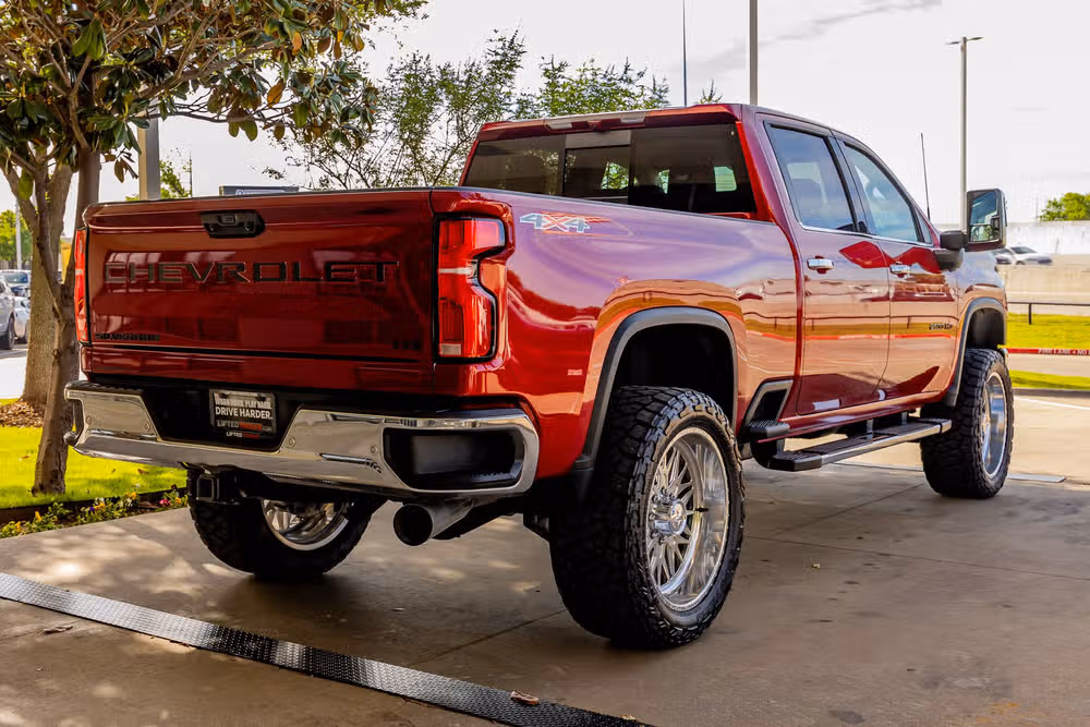 2024 Chevrolet Silverado 2500HD LTZ Crew Cab Image 10