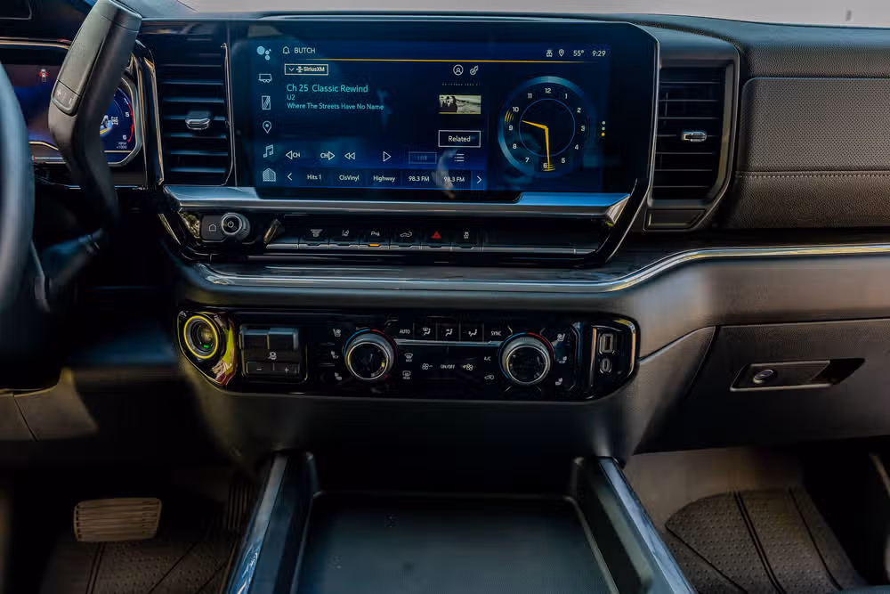 2024 Chevrolet Silverado 2500HD LTZ Crew Cab Image 24