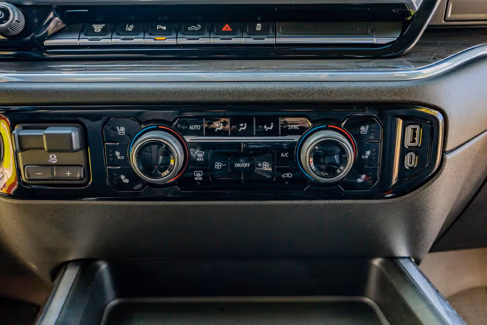 2024 Chevrolet Silverado 2500HD LTZ Crew Cab Image 27