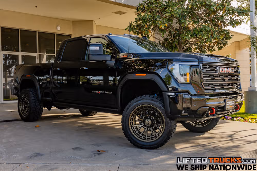 2025 GMC Sierra 2500HD AT4X Crew Cab Image 1