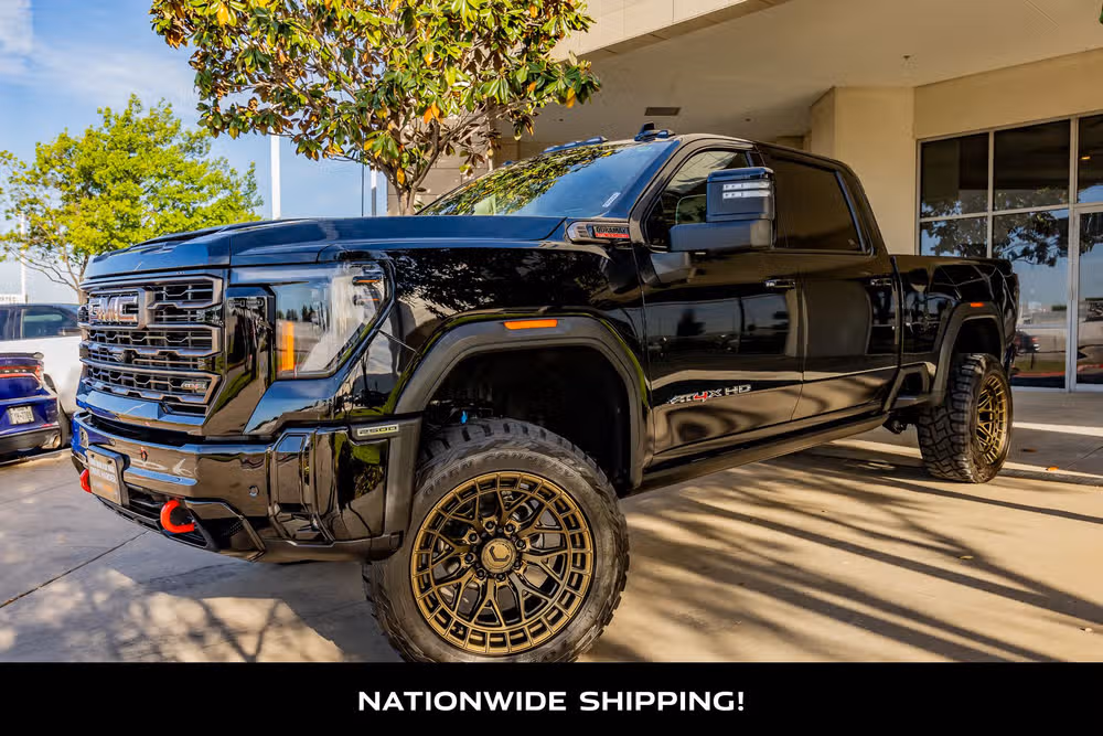 2025 GMC Sierra 2500HD AT4X Crew Cab Image 4