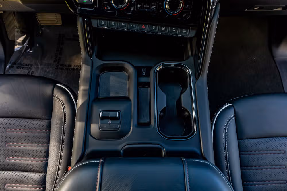 2025 GMC Sierra 2500HD AT4X Crew Cab Image 27