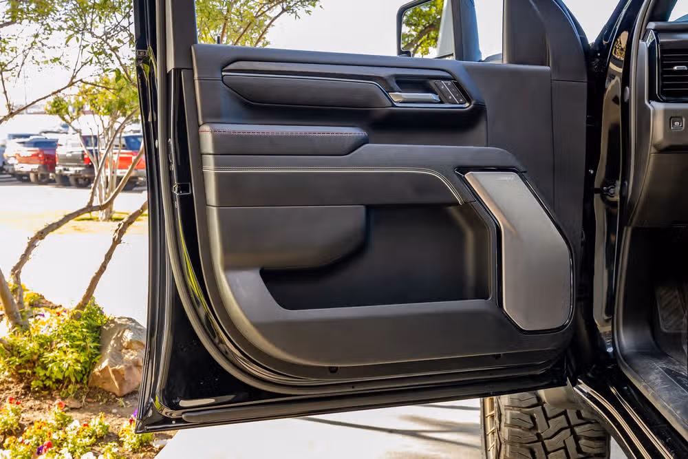 2025 GMC Sierra 2500HD AT4X Crew Cab Image 35
