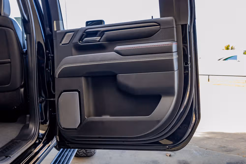 2025 GMC Sierra 2500HD AT4X Crew Cab Image 38
