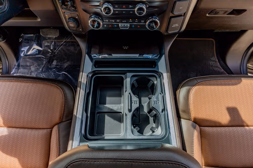 2026 Ford F-450 Super Duty King Ranch Crew Cab Image 29