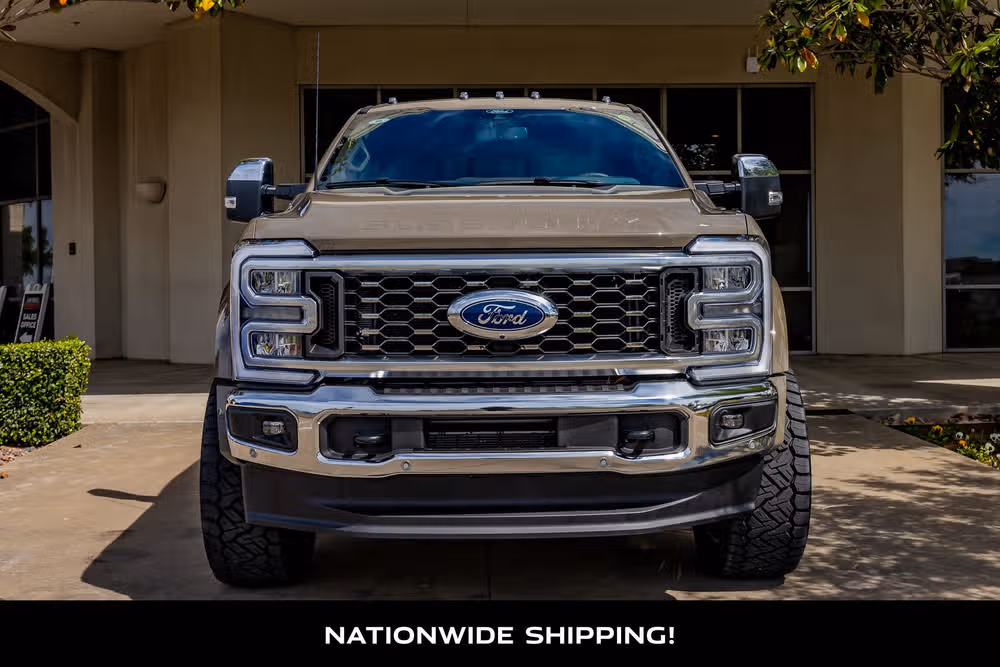 2026 Ford F-450 Super Duty King Ranch Crew Cab Image 4
