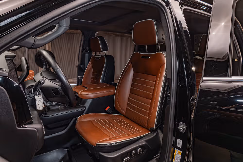 2025 GMC Sierra 3500HD Denali Ultimate Crew Cab Image 22