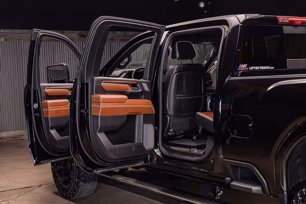 2025 GMC Sierra 3500HD Denali Ultimate Crew Cab Image 28